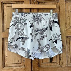Athleta Small White Blue‎ Floral Athletic Shorts Pull On Print Racer Run Shorts